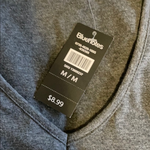 Crop top - Picture 2 of 2